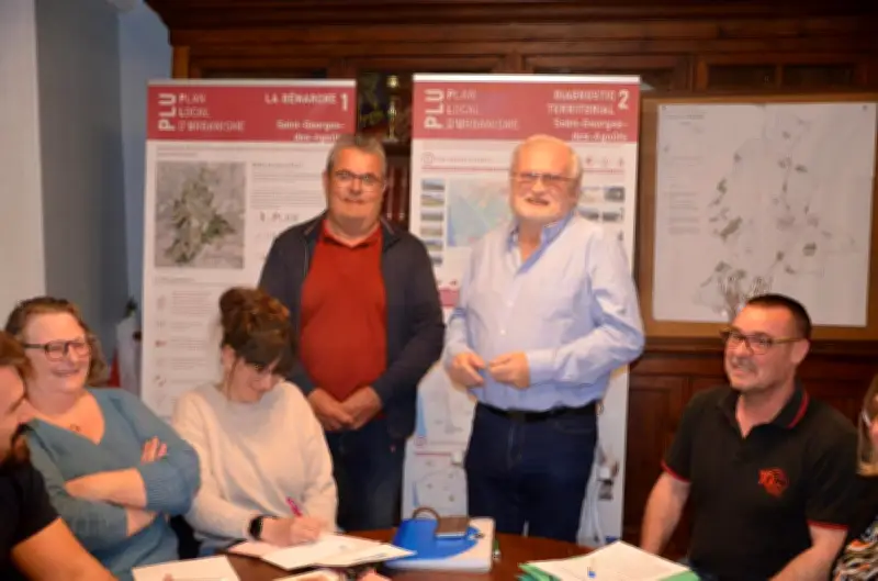 Saint-Georges-des-Agoûts : Bernard Maurin succède à Didier Bernard après 25 ans de mandat