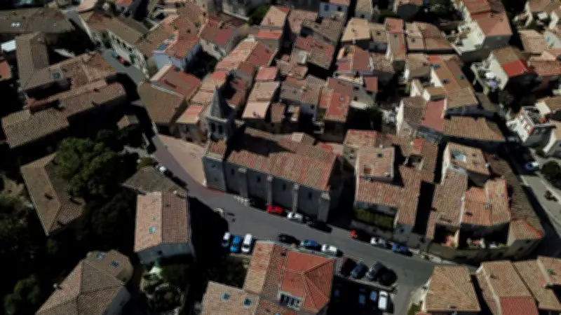 Saint-Georges-d'Orques : taureau-paille, élections et ateliers seniors en mars