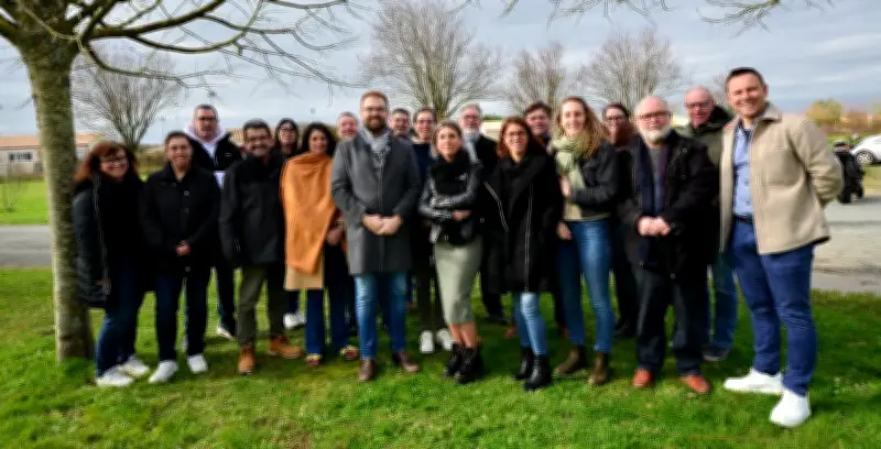 Saint-Jean-de-Liversay : le maire sortant Alexandre Trouche présente son programme en réunion publique