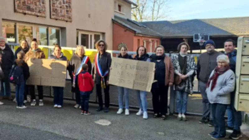 Saint-Laurent-d'Olt mobilisé contre la fermeture d'une classe à l'école