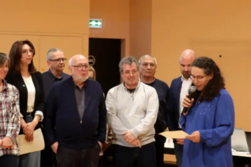 Saint-Loubès : budget provisoire et adieux émouvants lors du dernier conseil municipal