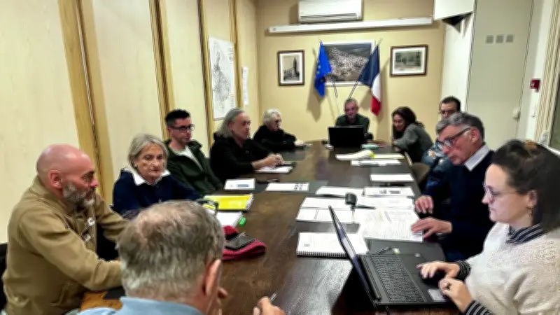 Saint-Maximin recrute un adjoint administratif et déploie 18 caméras de vidéoprotection