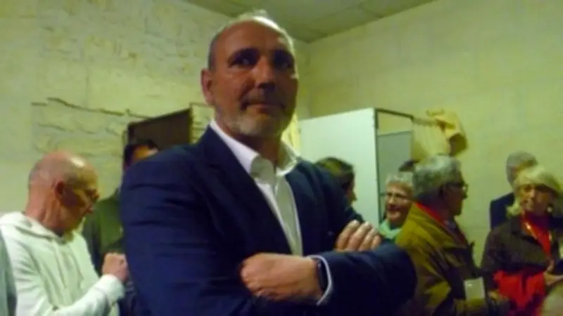 Saint-Porchaire : Alain Renoux écrase Jean-Claude Grenon avec plus de 71% des voix