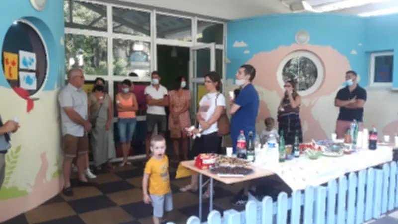 Sainte-Anastasie : une fresque embellit la crèche grâce à un chantier éducatif