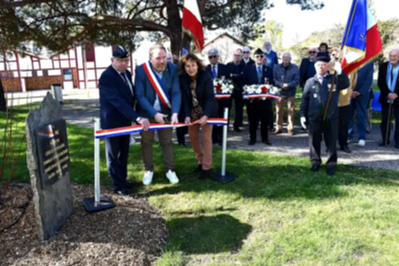 Sanguinet inaugure la nouvelle stèle commémorative de la Guerre d'Algérie dans ses jardins municipaux