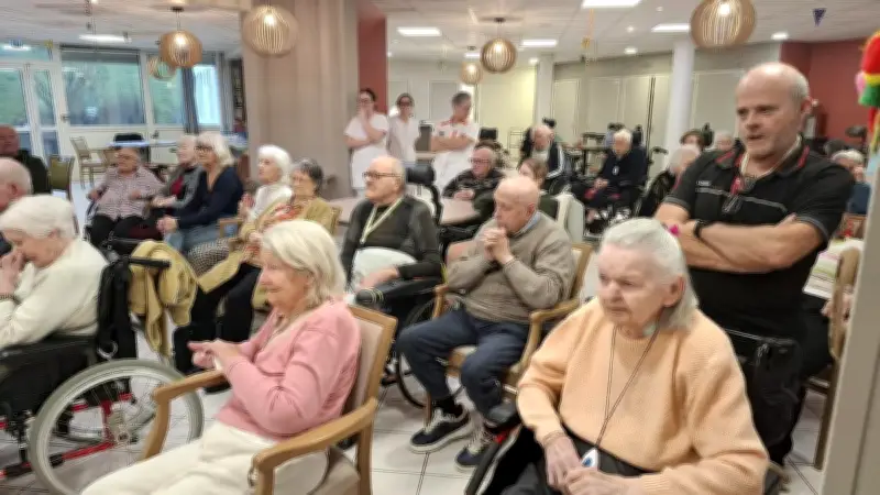 Sanilhac : des enfants offrent du miel aux aînés pour un moment intergénérationnel