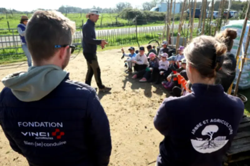 Sarbazan : 2 100 arbres plantés par des écoliers pour un projet agroforestier