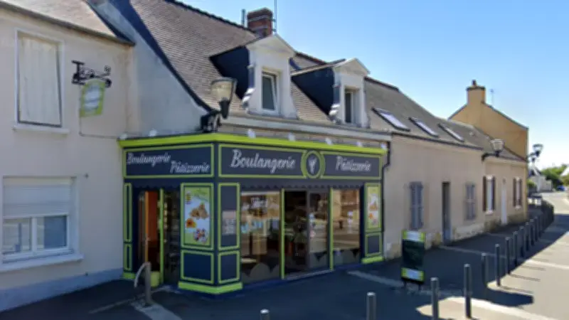 Sarthe : un père et son fils condamnés pour violences après un sandwich contaminé