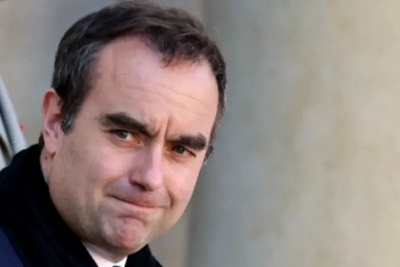 Sébastien Lecornu exclut toute candidature à l'élection présidentielle de 2027