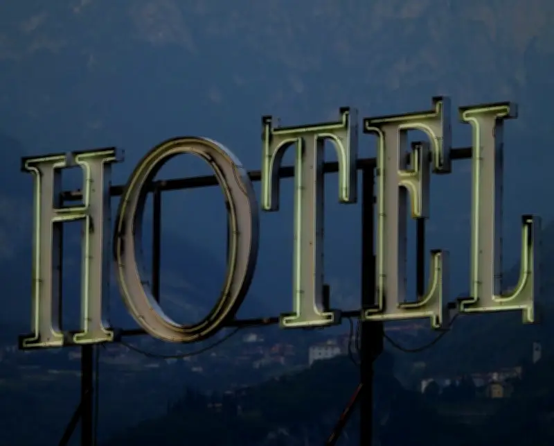 Sécher tes larmes de Mei Lepage : une odeur de feu au cœur des Alpes