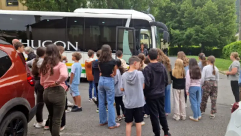 Sécurité routière : des collégiens de Mende formés aux bons réflexes dans les transports scolaires