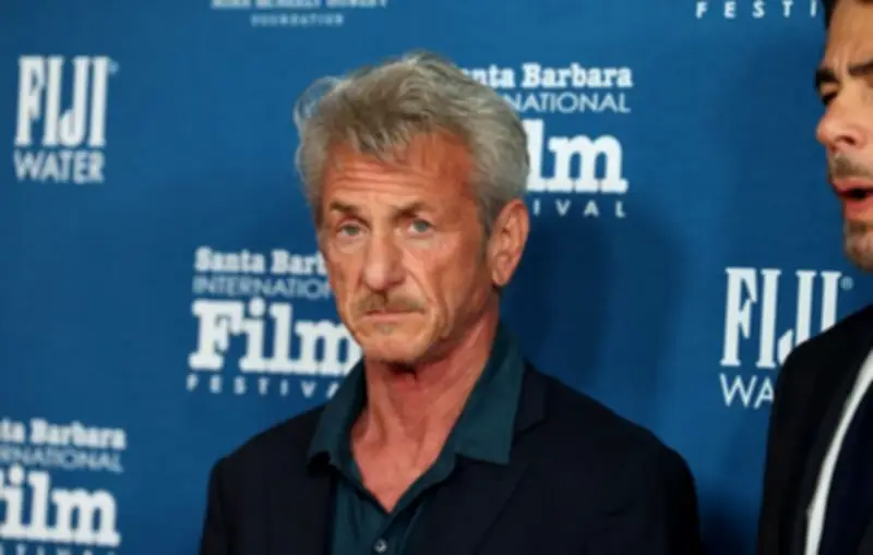 Sean Penn absent des Oscars pour soutenir l'Ukraine à Kiev