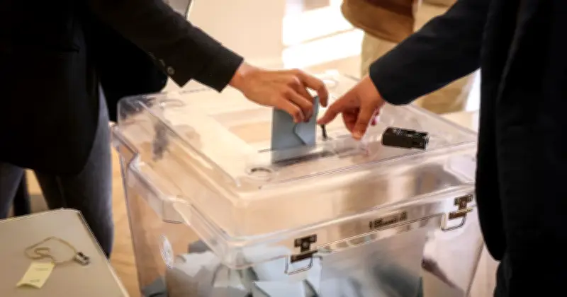 Second tour des municipales : duel serré à Marseille, retrait stratégique à Paris