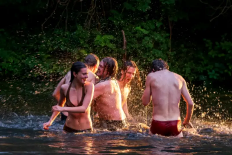 « Silent Friend » : un film poétique sur un arbre qui unit les âmes à travers le temps