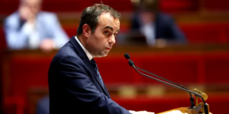 Simplification administrative pour les élus locaux : le risque d'une surenchère législative