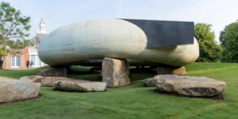 Smiljan Radić remporte le Pritzker, récompensant son architecture de l'intériorité