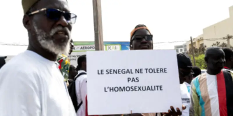 Sénégal : la communauté homosexuelle sous pression, la lutte contre le sida menacée