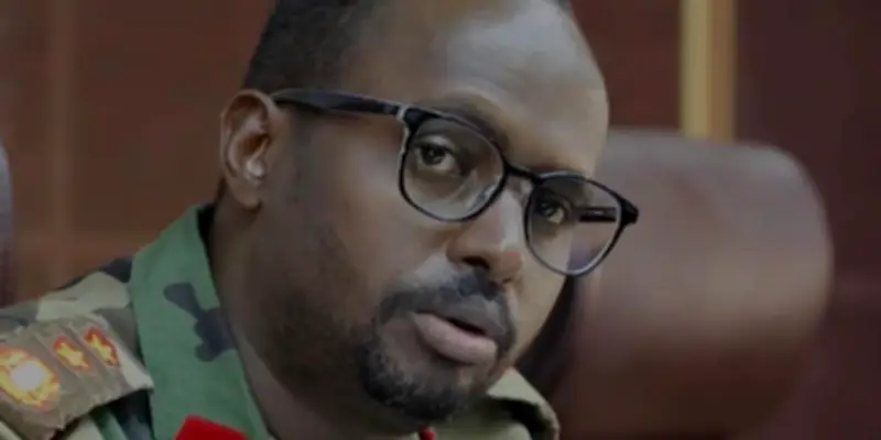 Somalie : le juge militaire star de TikTok qui expose les procès d'Al-Chabab