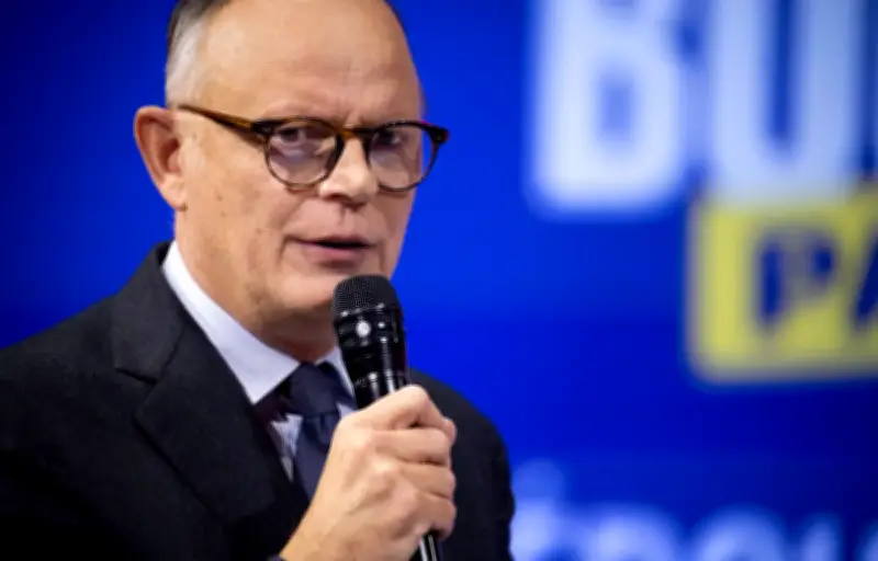 Sondage présidentielle 2027 : Édouard Philippe devancerait Jordan Bardella au second tour