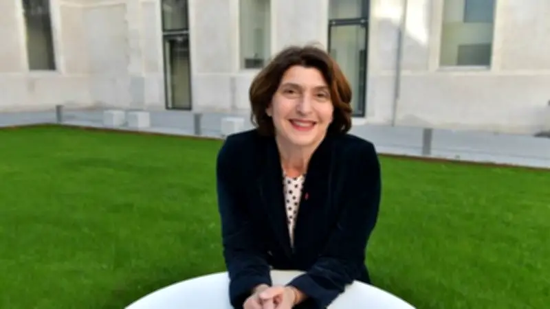 Sophie Marinopoulos publie un livre pour décomplexer la parentalité à Uzès