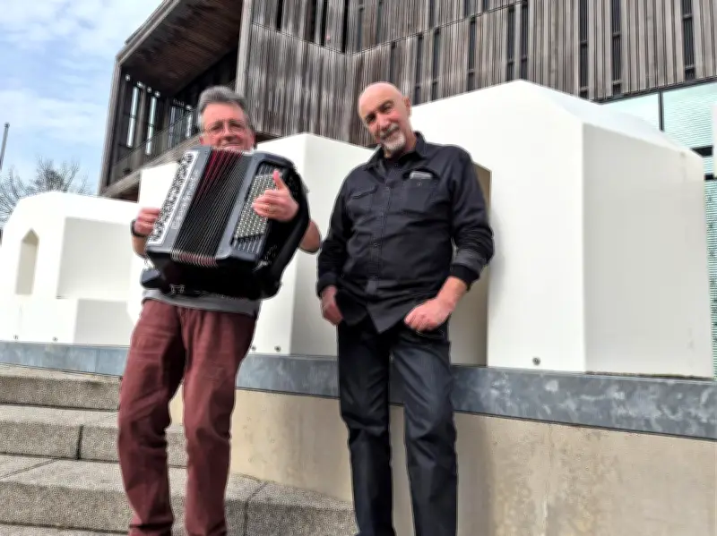 Star d'un soir clôture les fêtes d'Anglet avec un spectacle de variétés populaire