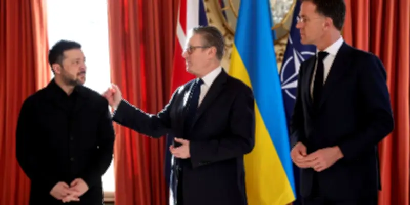 Starmer appelle à maintenir le soutien à l'Ukraine malgré la crise au Moyen-Orient