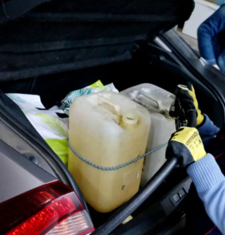 Stockage d'essence à domicile : ce que la loi autorise et interdit en période de crise