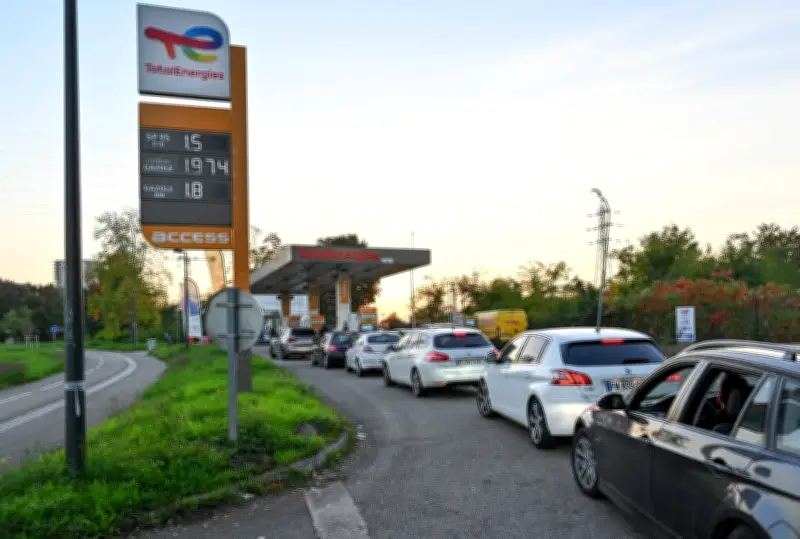 Strasbourg : les Allemands font le plein en France face aux prix du carburant