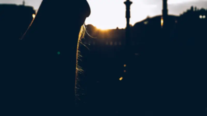 Suicide de Camélia, 17 ans : son oncle accuse l'établissement scolaire d'inaction face au harcèlement