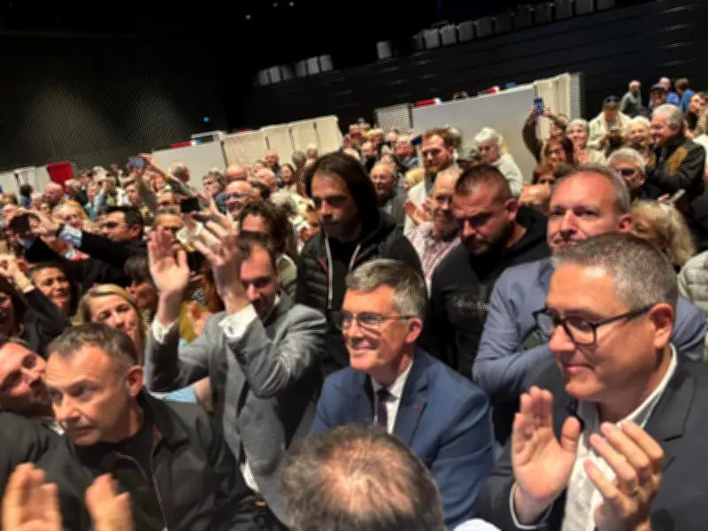 Surprise à Lège-Cap-Ferret : Philippe de Gonneville conserve son siège malgré les pronostics