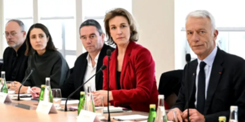 Syndicats et patronat en désaccord sur la création d'un fonds d'investissement paritaire