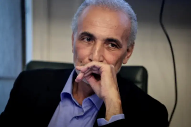Tariq Ramadan jugé en son absence : mandat d'arrêt international délivré par la cour criminelle