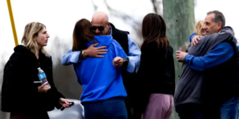 États-Unis : des attaques isolées ravivent la crainte d'un attentat terroriste majeur