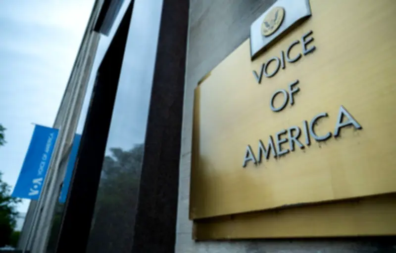 États-Unis : la justice bloque la purge de Trump dans les médias publics