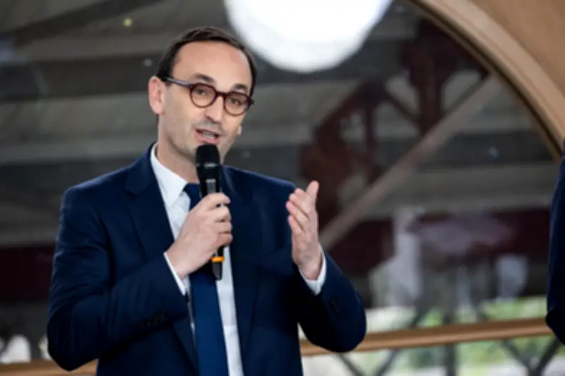 Thomas Cazenave défend son bilan budgétaire face aux critiques sur la dette