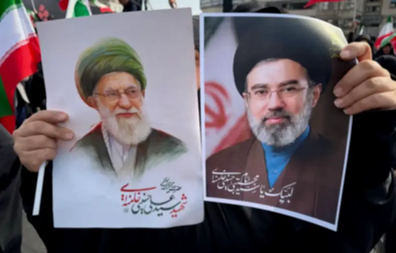 Téhéran célèbre le nouveau guide suprême, une illustration des dynasties au pouvoir en 2026