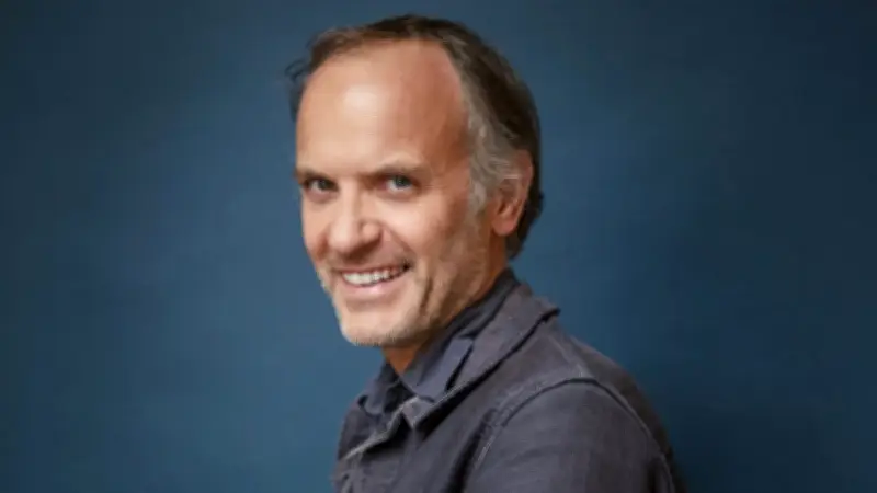 Timothée de Fombelle : "La vie entière", un roman où l'écriture triomphe de la peur