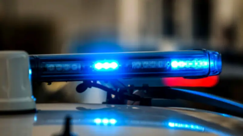 Tirs à Nîmes : une personne blessée à la jambe, deux suspects en fuite recherchés