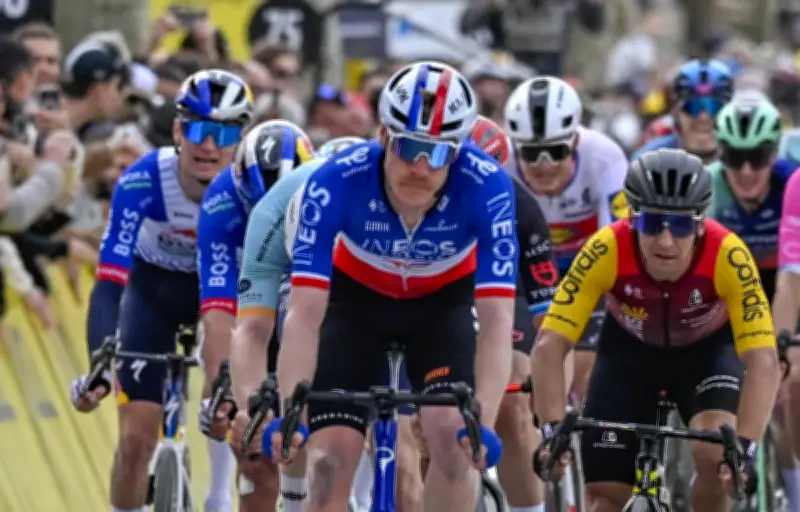 Tour de Catalogne 2026 : Godon triomphe après la chute d'Evenepoel