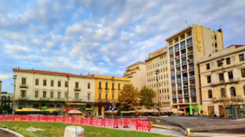 Tragédie à Athènes : un collégien normand meurt en chutant d'une auberge de jeunesse