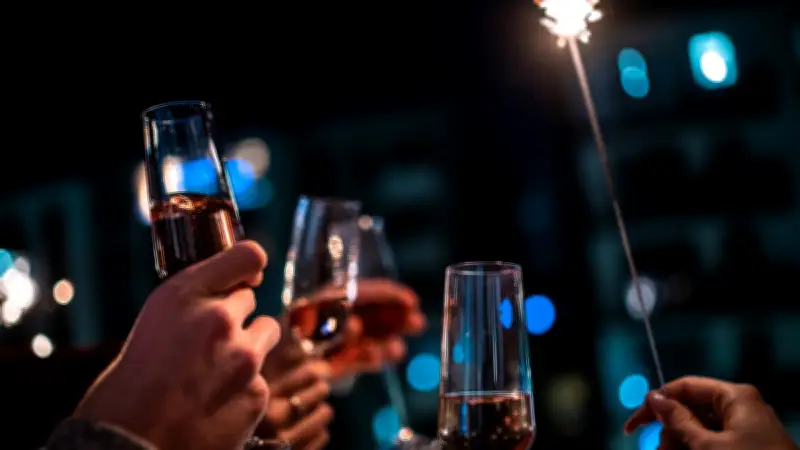 Tragédie dans les Vosges : un jeune homme meurt en tombant d'un balcon lors d'un enterrement de vie de garçon