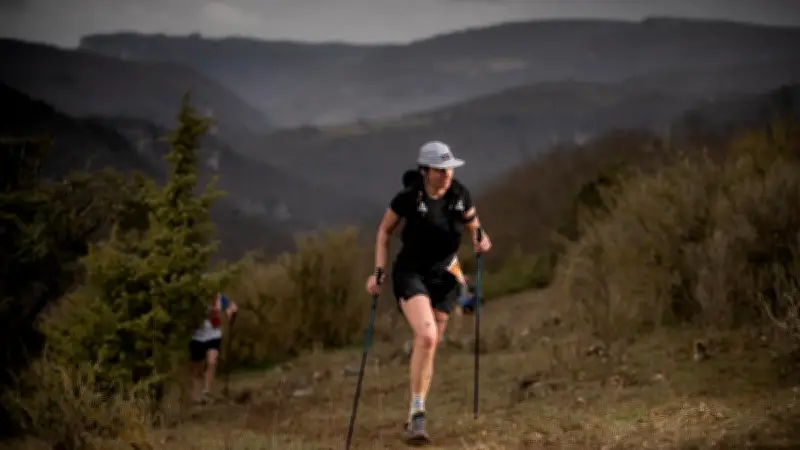 Trail de la Cité de Pierres 2026 : les frères Aragon triomphent sur la Légende des Causses