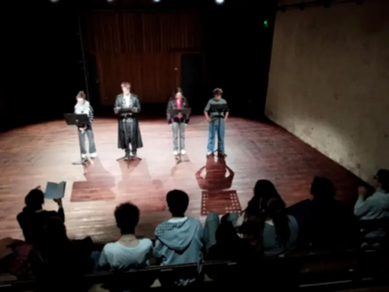 Treize lycéens en résidence artistique en Charente pour leur spectacle de fin d'année