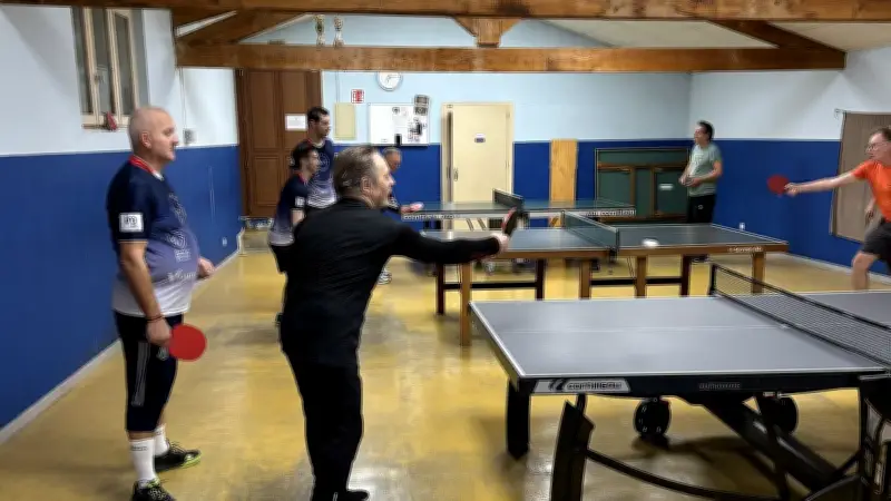 Tresques : Le tennis de table loisir, une passion qui rassemble les générations