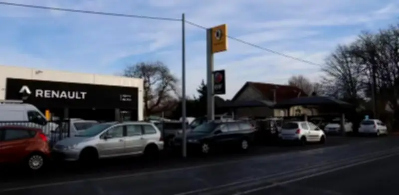 Tresses : un garage condamné pour pollution grave, la mairie accusée d'inaction