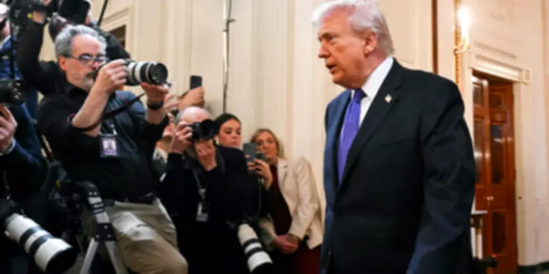 Trump envisage une attaque prolongée sur l'Iran, Israël bombarde le Liban