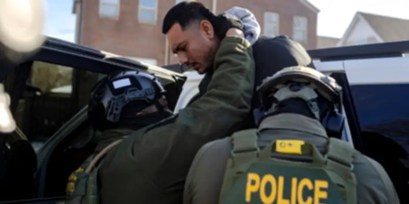 Trump ferme les portes à l'immigration, un frein majeur pour la croissance économique