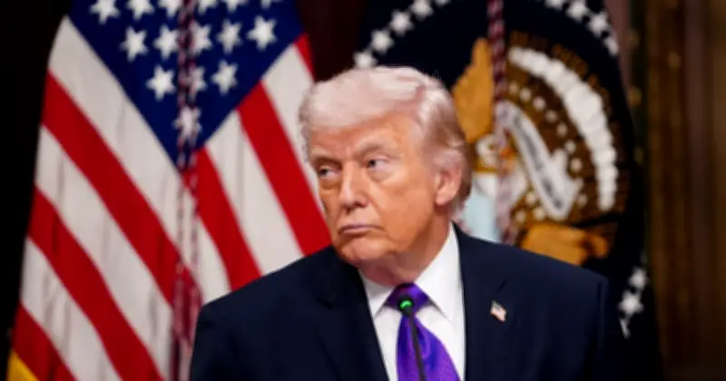 Trump menace l'Iran de frappes pétrolières sur Kharg après destruction de cibles militaires