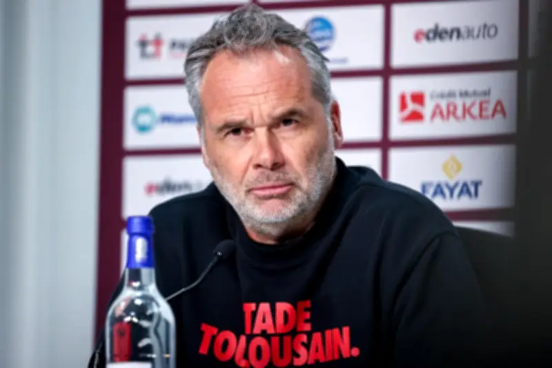 Ugo Mola dénonce les sifflets contre Romain Ntamack lors du match Toulouse-UBB