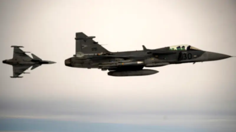 Ukraine : les chasseurs suédois Gripen, opérationnels en 5 minutes, arrivent sur le front